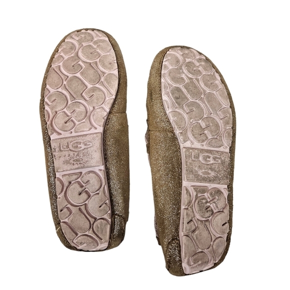 Ugg Dakota Suede Slipper Glitter Tan Breast Cancer Ribbon Moccasin Slippers 6 - Picture 6 of 11